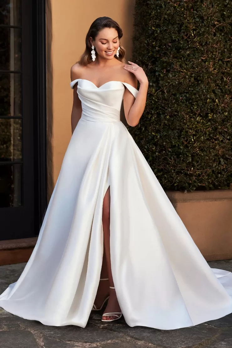 Sophia Tolli Ansel wedding dress - front view with fitted bodice and flowing tulle skirt